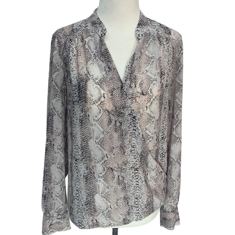 INC🌺FAUX Wrap Reptile Print Grey Long Sleeve Blouse Top Size 6